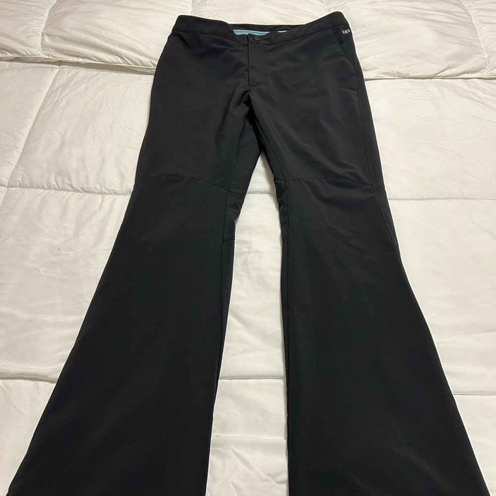 Size 8 REI black pant thin